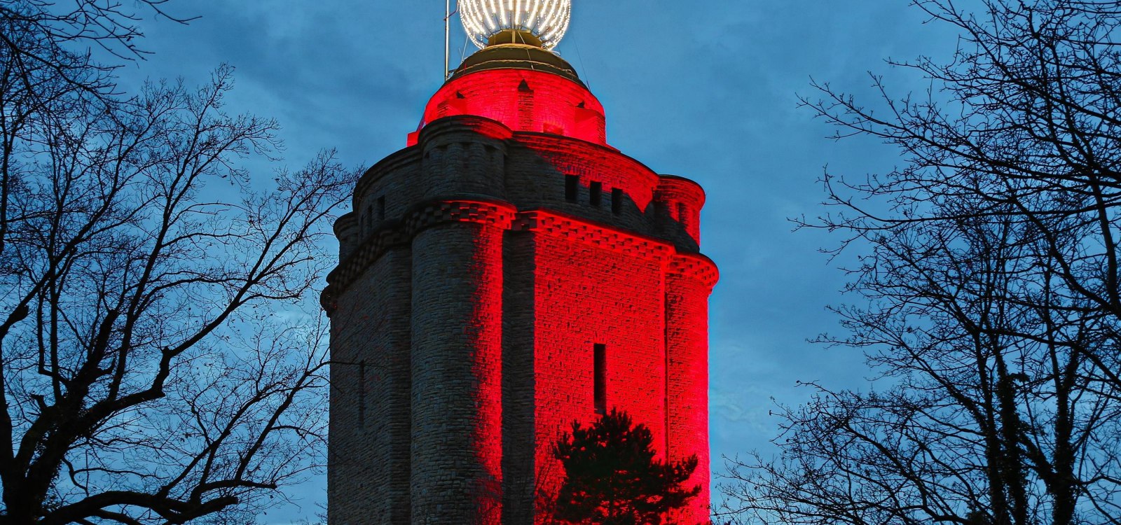 Bismarckturm im Advent - Ingelummer Kerz 1, &copy; Rainer Oppenheimer/Stadt Ingelheim