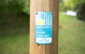 Schild "Rastplatz Lorlenberg" &copy; Dominik Ketz