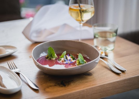 Genuss im Weinzuhause &copy; Anja Schnell Fotografie