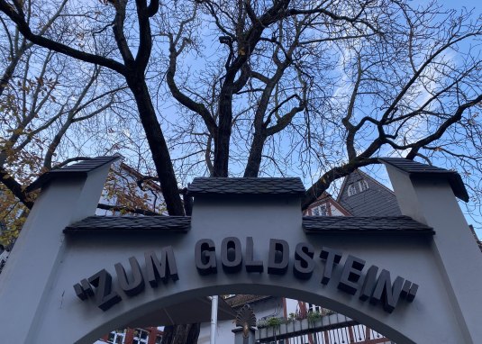 Zum Goldstein Au&szlig;enansicht &copy; Zum Goldstein