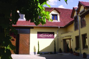Innenhof, &copy; J&ouml;rg Stahl