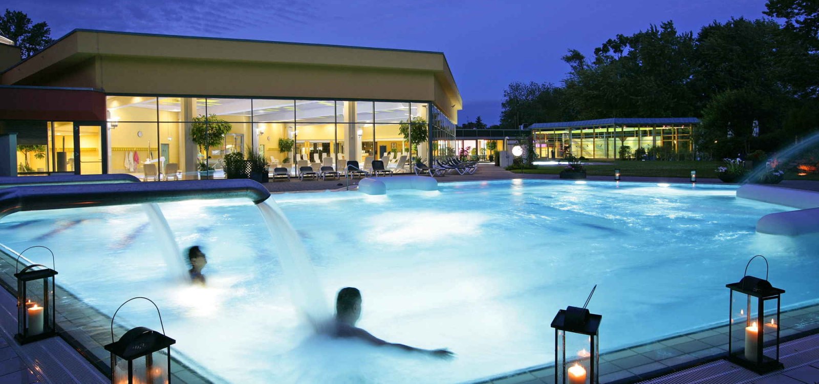 Therme, &copy; &copy; Rolf Goosmann