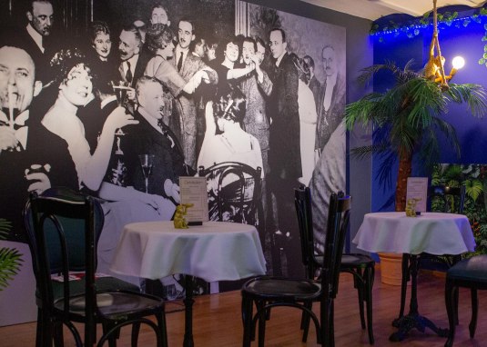Tanzbar The Blue Monkey &copy; Moritz Arndt