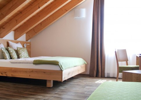 nierstein-weingut-gaestehaus-julianenhof-zimmer