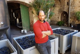 Weingut B&uuml;rgermeister Carl Koch_Kellermeister &copy; Weingut B&uuml;rgermeister Carl Koch