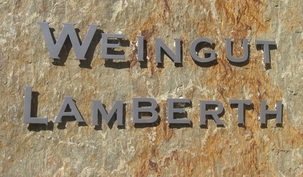 Weingut Lamberth_Schriftzug, © Weingut Lamberth