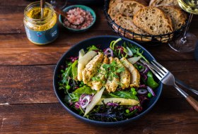 Spargelsalat mit Rieslingsenf &copy; Foodistas