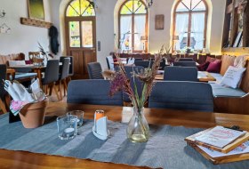 Fr&uuml;hlings Strau&szlig;e Weingut Martin