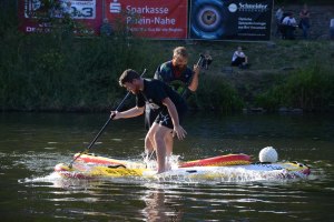Zweikampf, © Isabel Mittler-Zumsteg
