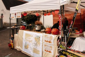 Herbstmarkt auf dem Weedenplatz, &copy; Weingut Beyer-B&auml;hr