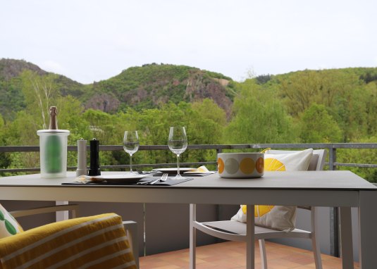 Aussicht Fewo Felsblick &copy; J.Deu&szlig;en