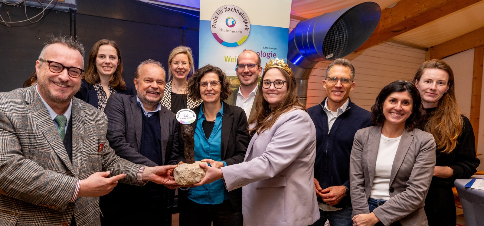 Gruppenfoto Gewinner Nachhaltigkeitspreis 2026, &copy; Torsten Silz