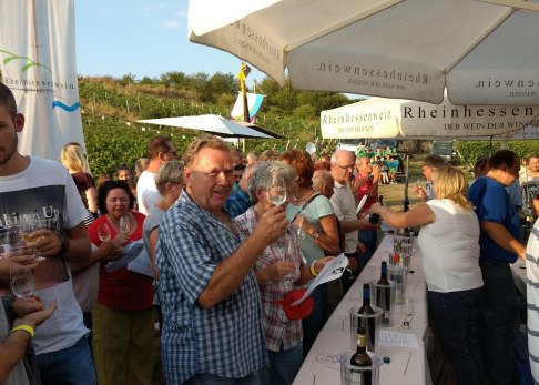 Weinprobe zur Selzer Kerb, © Frank Hamm
