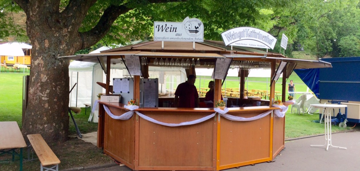 Wijn staan achthoekige dag, &copy; Weingut Kathrinenhof