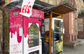 Eishorn Eisautomat Mettenheim mit Vinomat