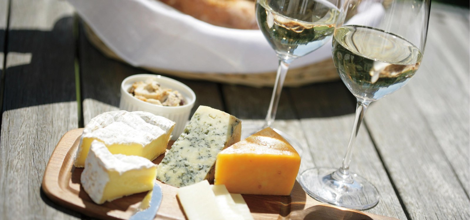 Weinprobe mit Flammkuchenabend, &copy; Weingut Meyerhof