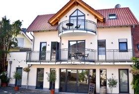 0B15BAC5-28E7-476A-B391-C65917EDE3EF