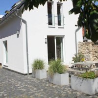 Terrasse Brunnenhaus und Hof