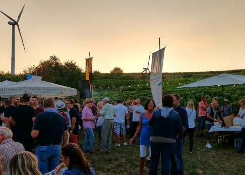Weinprobe zur Selzer Kerb: Abenddämmerung, © Frank Hamm
