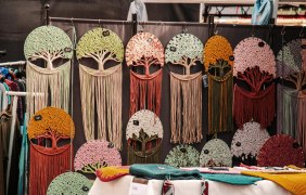 Herbstmarkt auf dem Weedenplatz 2 &copy; Weingut Beyer-B&auml;hr