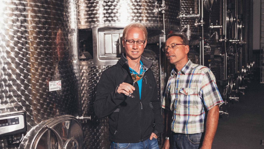 Weingut Z&ouml;ller_Edelstahltank, &copy; Weingut Z&ouml;ller