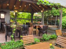 Strau&szlig;wirtschaft Weingut Gustav Strub 1