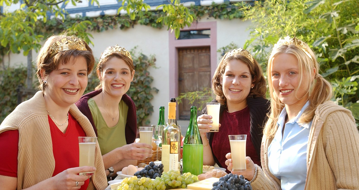 Wine Majesties 2002 at the table