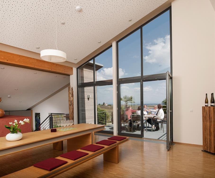 &copy; Weingut Uhinck - Steigerhof