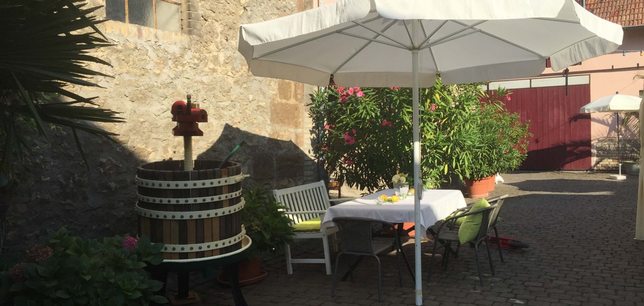 tik op 3, &copy; Weingut Tobias Hahn