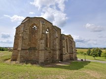 Ruine der "Beller Kirche" von Norden © http://achimmeurer.com