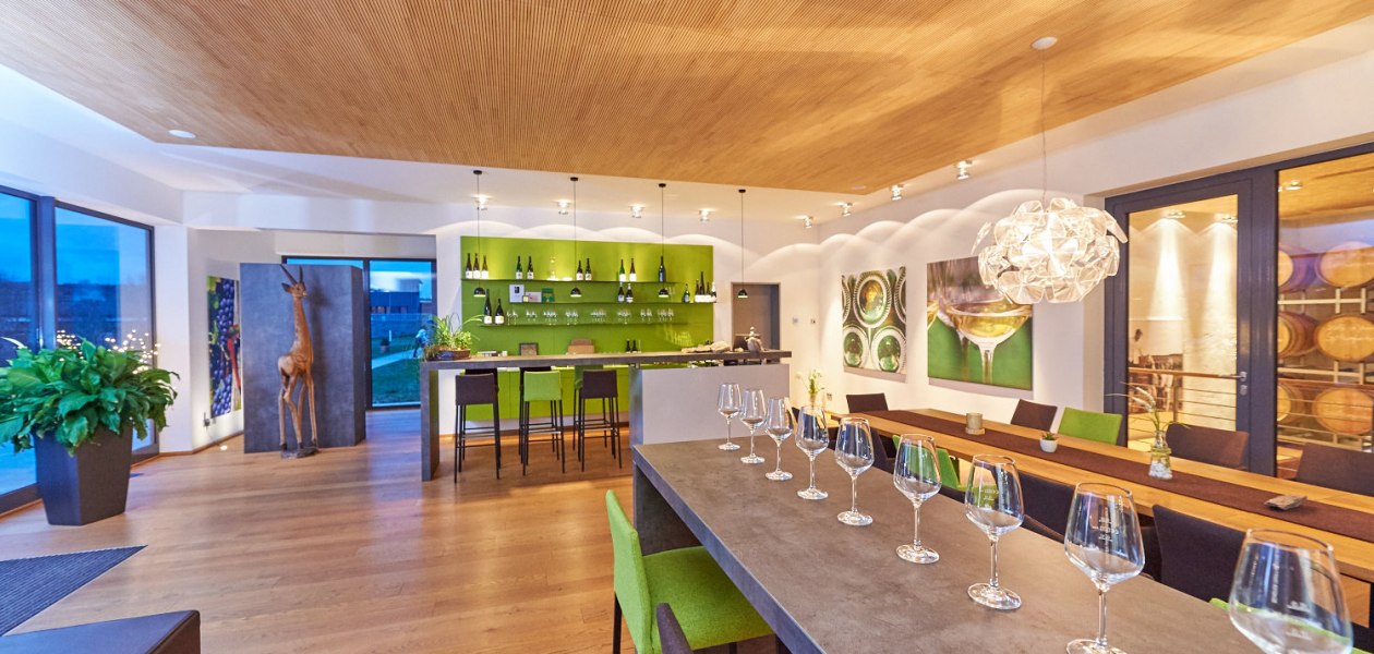 Weingut Hofmann_Vinothek, &copy; Weingut Hofmann