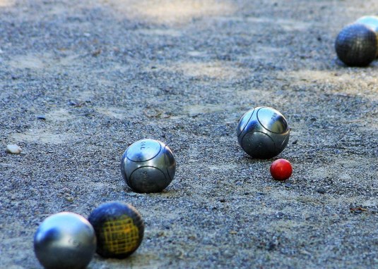 Boule im Mehrgenerationenpark Selzen