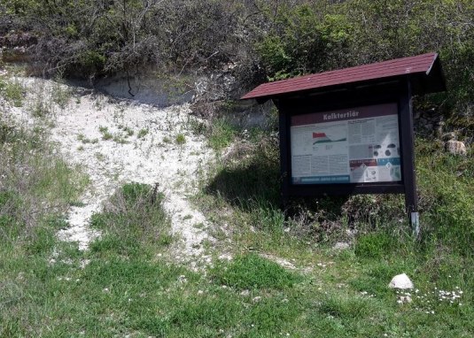 Bodenprofil Kalktertiär © Daniel Schmidt