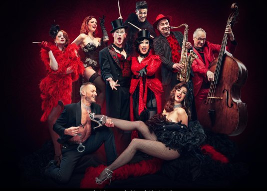 Let'burlesque &copy; M&G Show Company