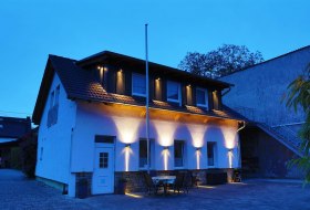 Au&szlig;enansicht, D&auml;mmerung