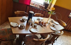 WinzerCaf&eacute; im Weingut J&uuml;rgen Bernhard